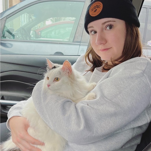 Meet your Posher, Cassidy - Picture 6 of 8